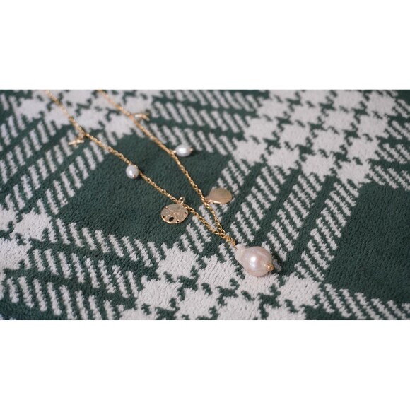 Freshwater Pearl Shell Pendant Necklace - Picture 2 of 6